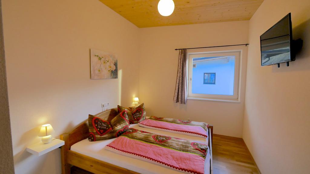 Apartment Lanser Fuegen Room photo