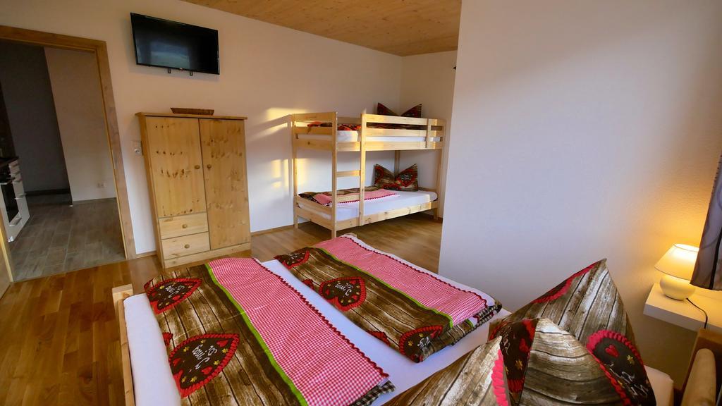 Apartment Lanser Fuegen Room photo